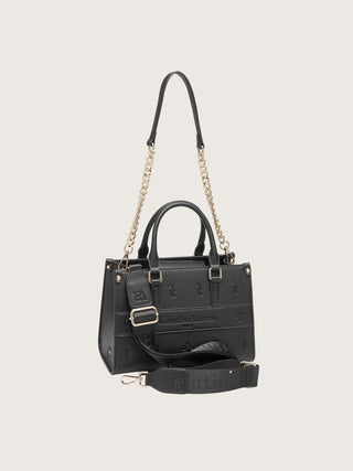 Carlotta en Negro Noche