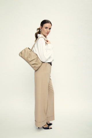 Leonor en Taupe | Nueva Edición