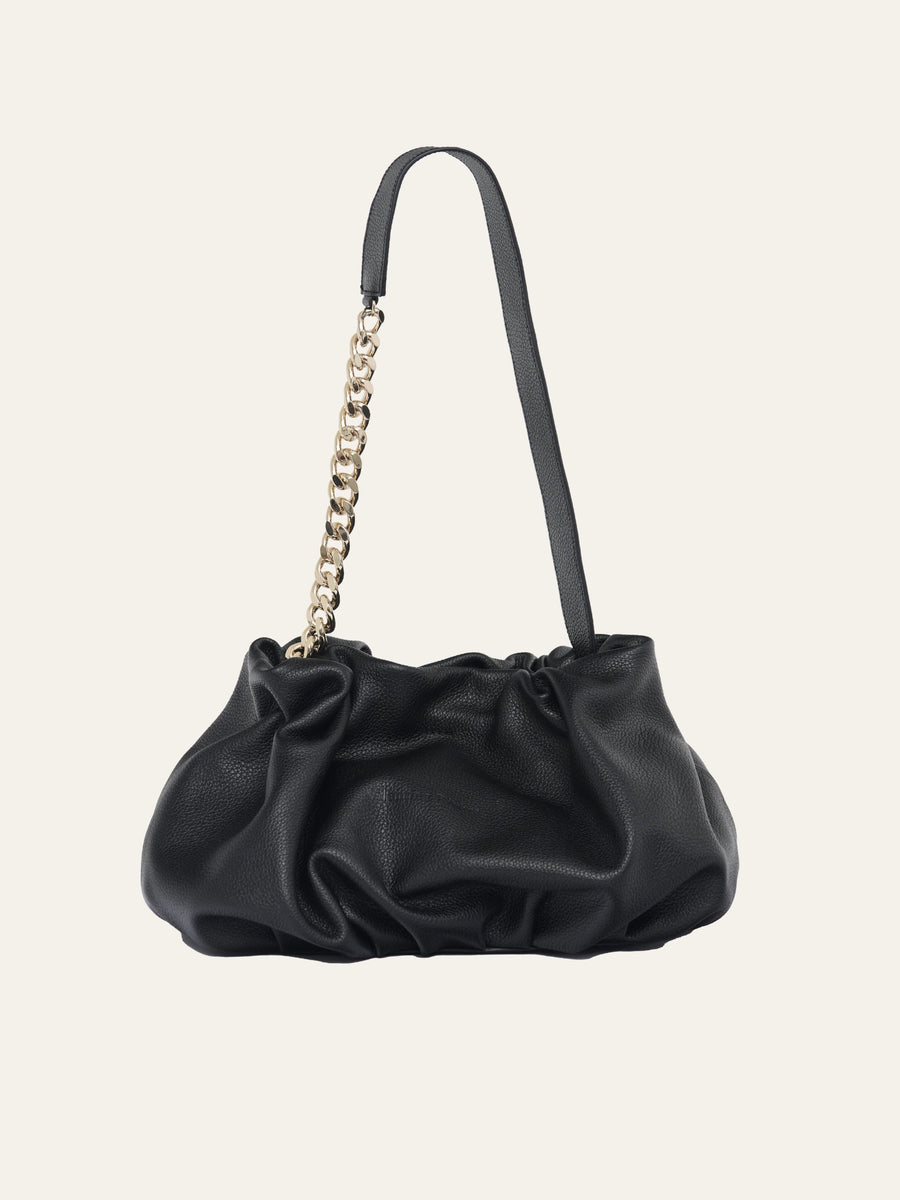 The Carmen in Black