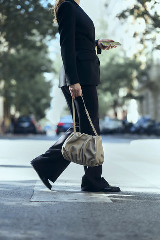 Carmen en Taupe | Piel Granulada