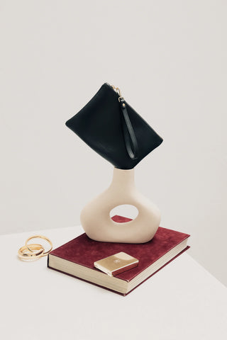 Victoria en Negro | Neceser / Clutch